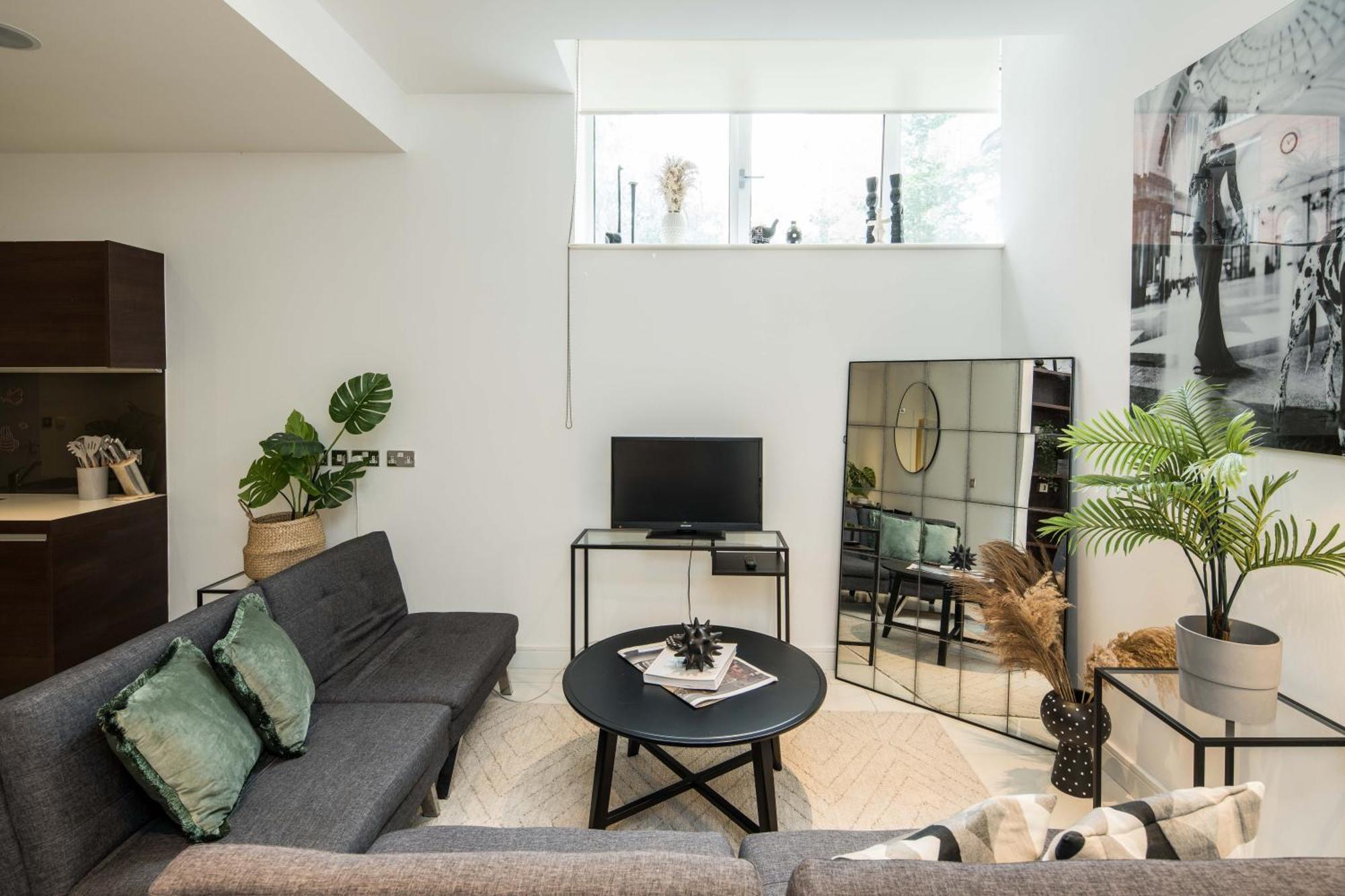 Appartamento Al Central-Soho-Chinatown-Coventgarden-Cozy-Onebed Londra Esterno foto