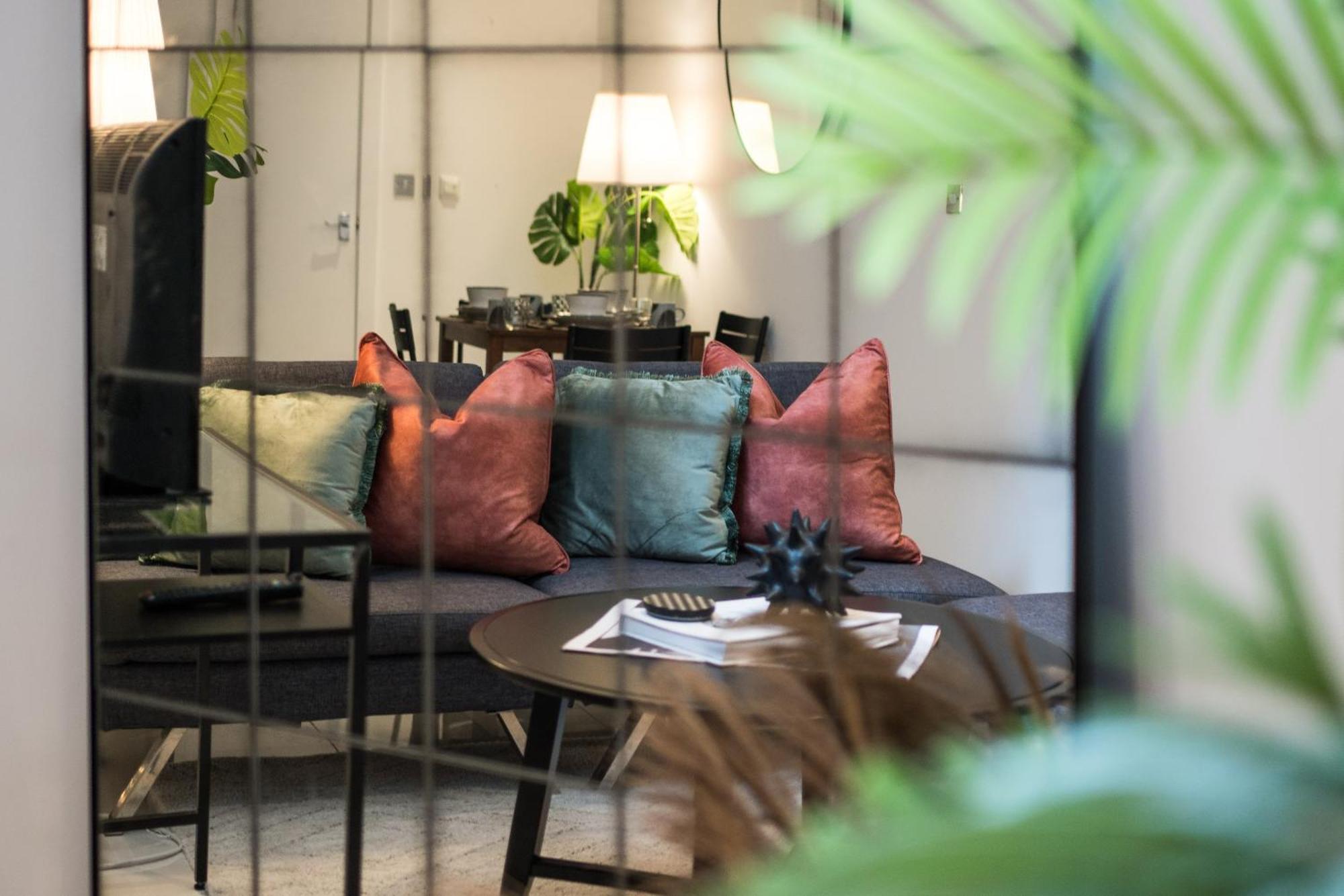 Appartamento Al Central-Soho-Chinatown-Coventgarden-Cozy-Onebed Londra Esterno foto